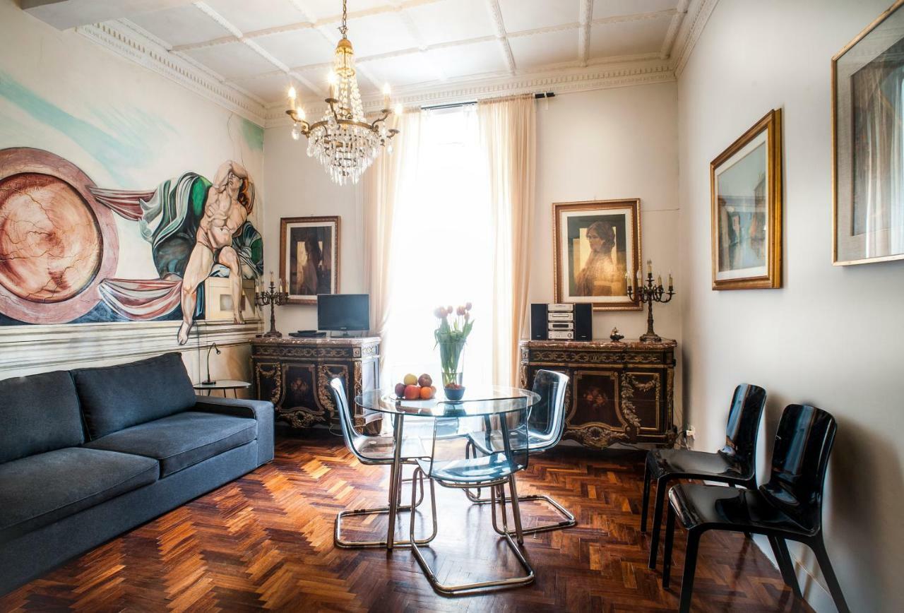Santa Cecilia Apartment In Via Del Corso Rome Bagian luar foto