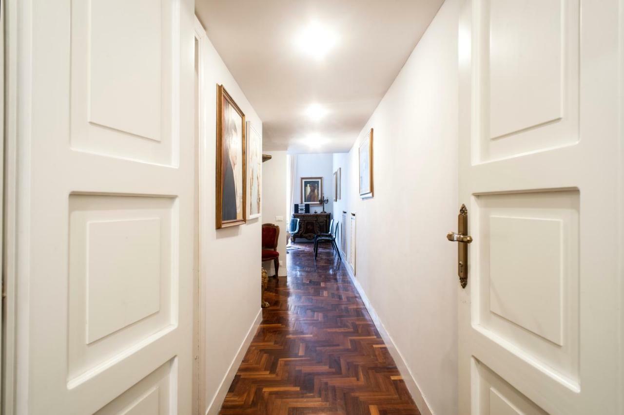 Santa Cecilia Apartment In Via Del Corso Rome Bagian luar foto